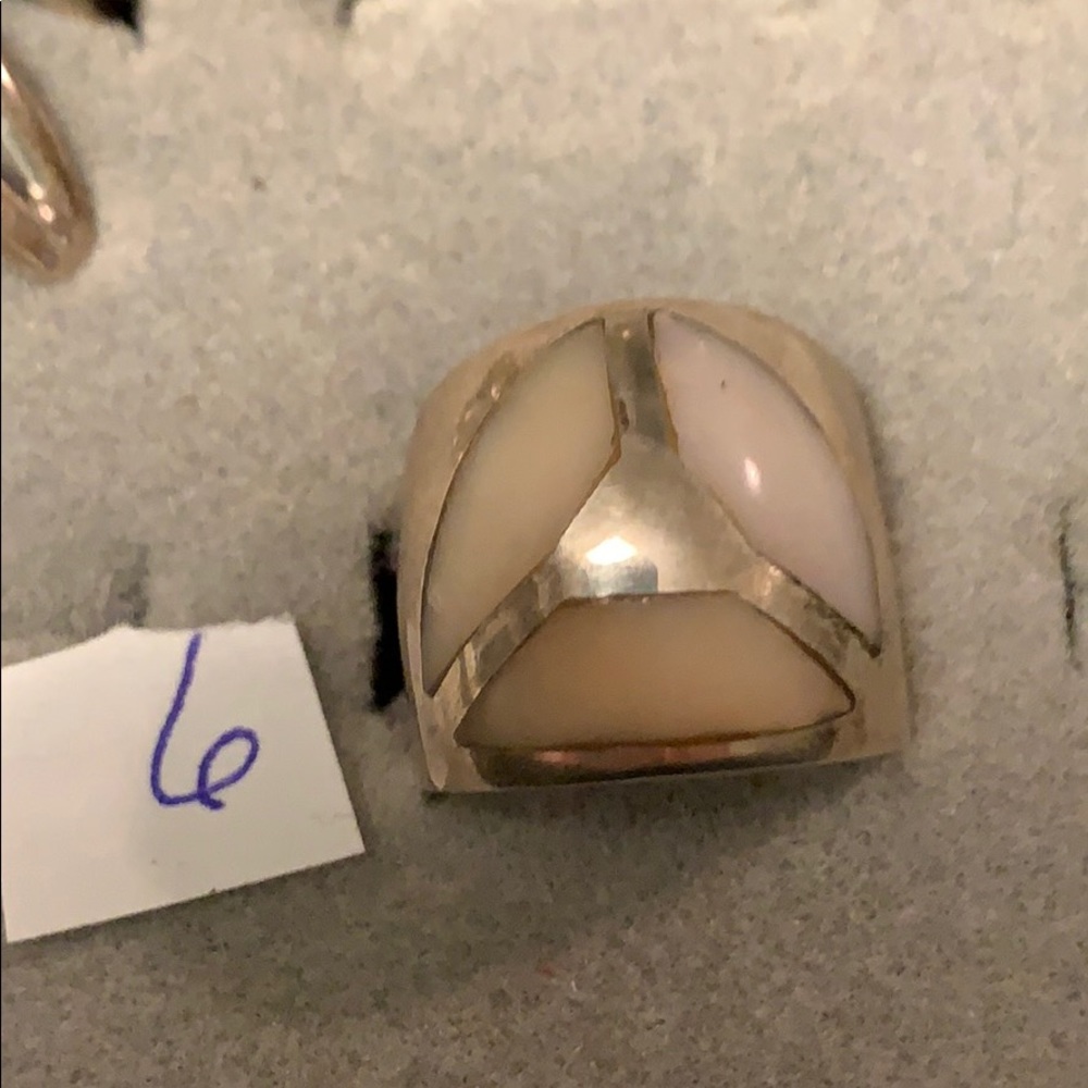 950 Silver ring with pink quartz